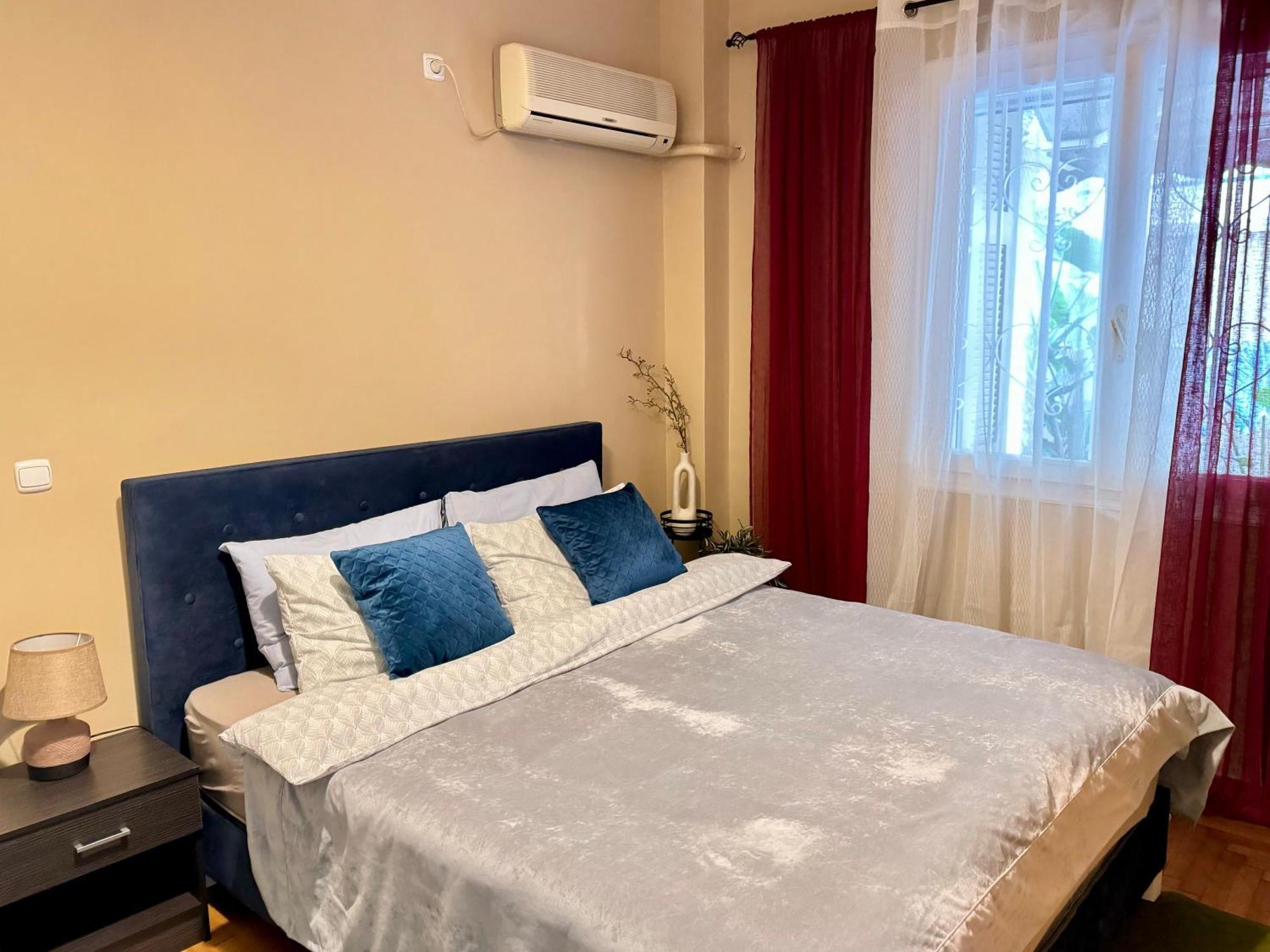 Cozy Home In Nea Smirni Афины Экстерьер фото